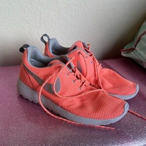 Coral and Gray Nike Sneakers size 7